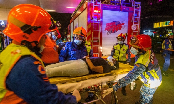 Hai đoàn tàu đâm nhau ở Malaysia, hơn 200 người bị thương