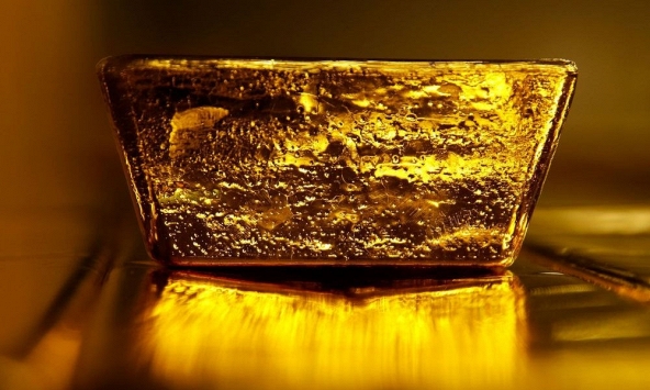 Giá vàng thế giới rời mốc 1.900 USD, trong nước giảm gần 200.000 đồng/lượng