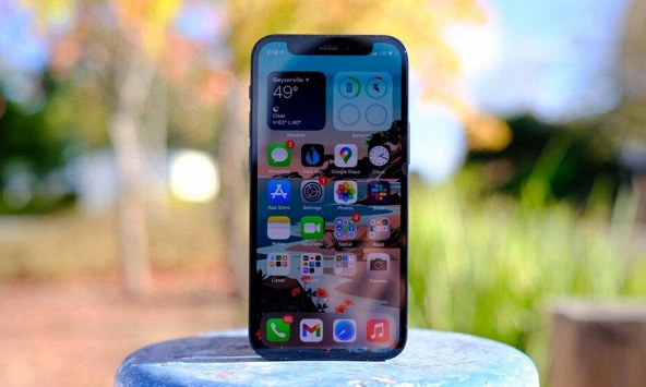 Samsung bắt đầu sản xuất màn hình 120Hz LTPO cho dòng iPhone 13 Pro