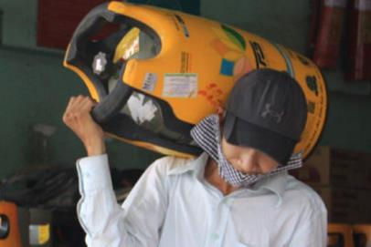 Giá gas tháng 6 tăng 14.000 đồng/bình 12kg