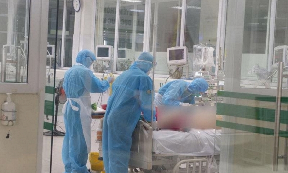 Việt Nam ghi nhận ca tử vong thứ 50 liên quan đến bệnh COVID-19