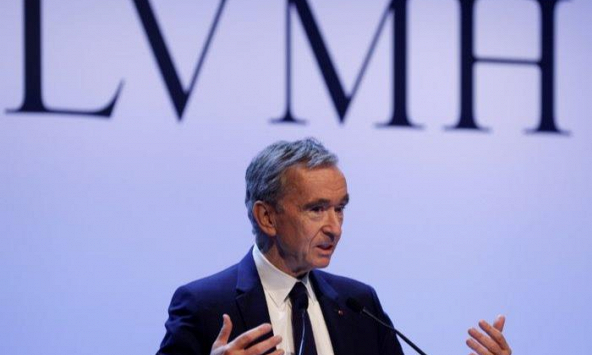 Tỷ phú Pháp Bernard Arnault vượt cả Jeff Bezos và Elon Musk, thành người giàu nhất thế giới