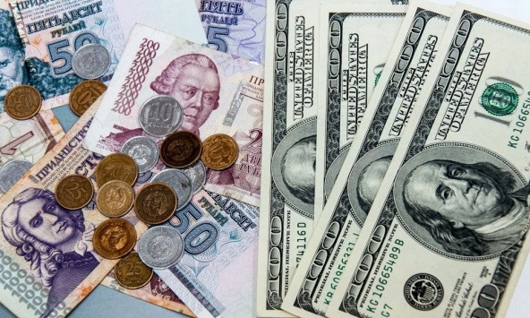 Giá USD tiếp đà đi lên