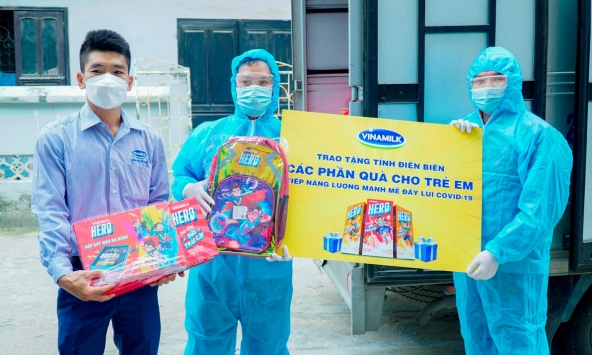 Vinamilk trao 8.400 hộp sữa cho trẻ em đang cách ly  COVID-19 tại Điện Biên