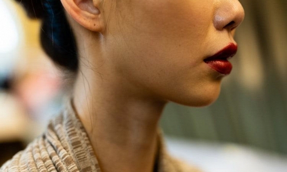 7 bài tập hiệu quả để giảm nọng cằm