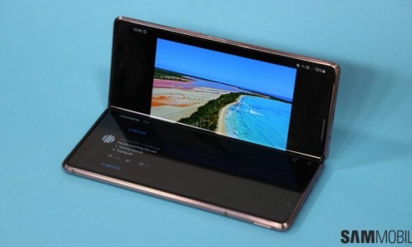 Samsung sẽ sản xuất màn hình gập lại cho Xiaomi, Vivo và Google vào tháng 10