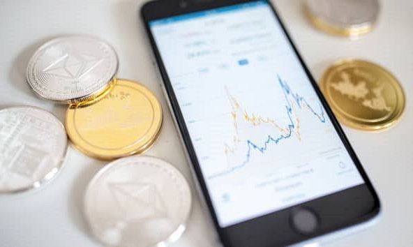 Tại sao tiền điện tử thường sụt giảm vào cuối tuần?