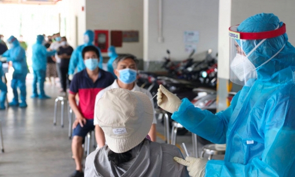 Tân Bình tìm người từng đến sạp rau chợ Nghĩa Hòa