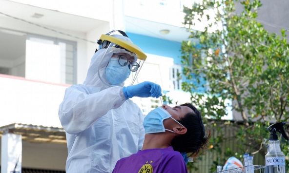 TP.HCM khẩn cấp tìm người từng đến 2 vựa gạo ở phường Cầu Ông Lãnh