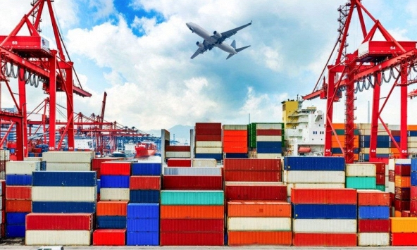 Việt Nam nhập siêu gần 2 tỷ USD trong nửa đầu năm 2021