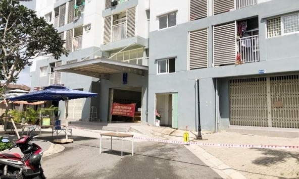 Phong toả block H chung cư Ehomes Nam Sài Gòn sau khi phát hiện ca nghi mắc COVID-19