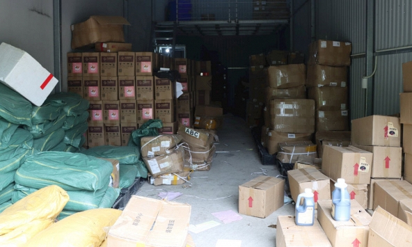 3 kho hàng nguyên liệu trà sữa chưa xuất tình giấy chứng minh nguồn gốc