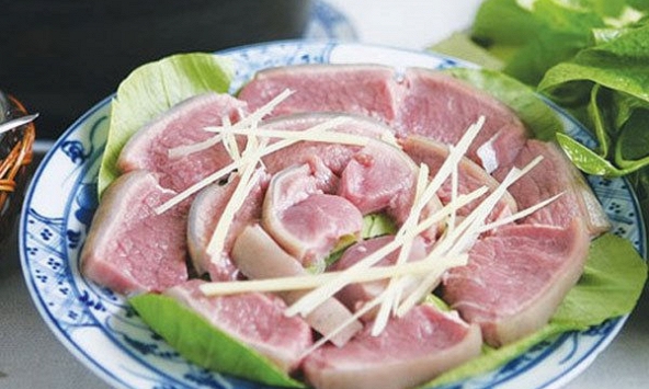 Món ngon mỗi ngày: Thịt dê xào hành tây