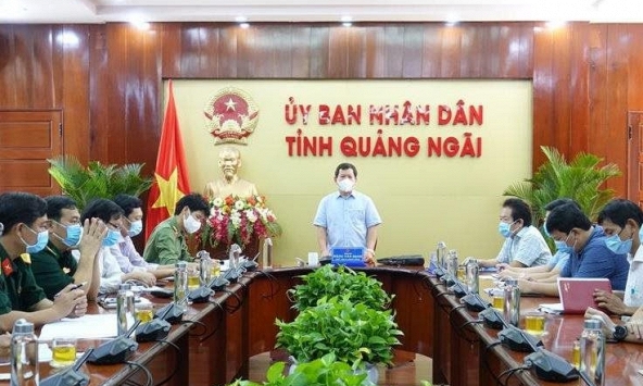 Ghi nhận 5 ca dương tính với COVID-19, Quảng Ngãi giãn cách xã hội 2 nơi theo chỉ thị 16 từ 12h hôm nay.