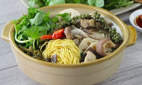 Món ngon mỗi ngày: Cách làm bao tử hầm tiêu xanh nước dừa độc đáo