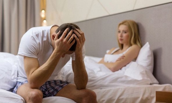 Tại sao đàn ông ngoại tình nhưng vẫn không ly hôn với vợ?