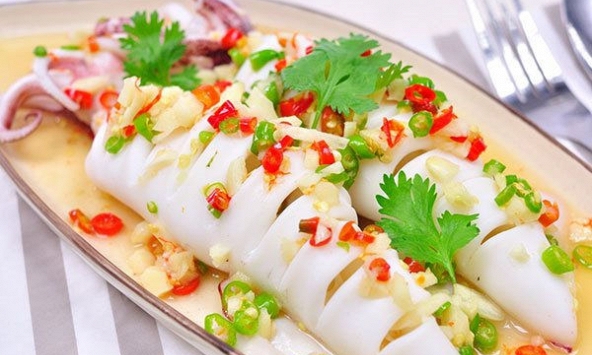 Món ngon mỗi ngày: 2 cách hấp mực hấp đơn giản dễ làm