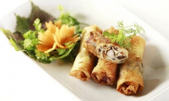 Món ngon mỗi ngày: Hướng dẫn làm chả giò thịt heo khoai môn