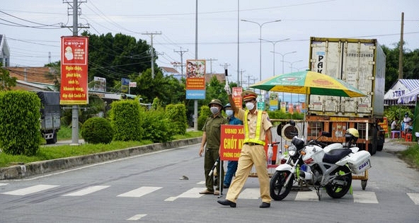 Long An giãn cách xã hội toàn tỉnh từ 0h ngày 8/7
