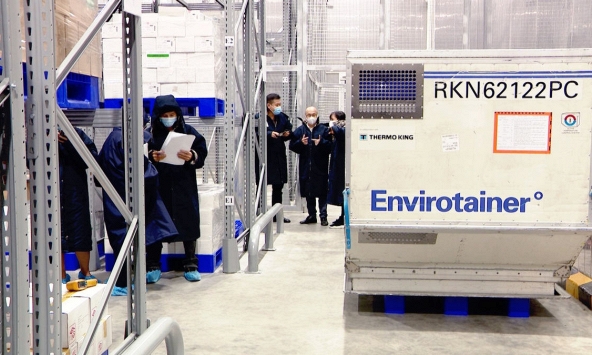 Việt Nam nhận thêm 580.000 liều vaccine COVID-19 từ AstraZeneca 