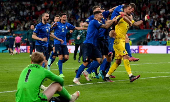 Đánh bại Anh trên chấm 11m, Italia vô địch Euro 2021