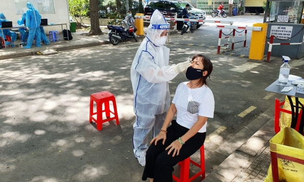 Thêm 909 ca mắc COVID-19 sáng 14/7, TP.HCM 666 ca 