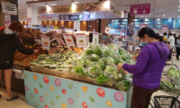 Giá thực phẩm vẫn tăng cao, TP.HCM xem xét mở lại chợ truyền thống