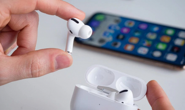 Hải quan Mỹ thu giữ số lượng kỷ lục AirPods giả