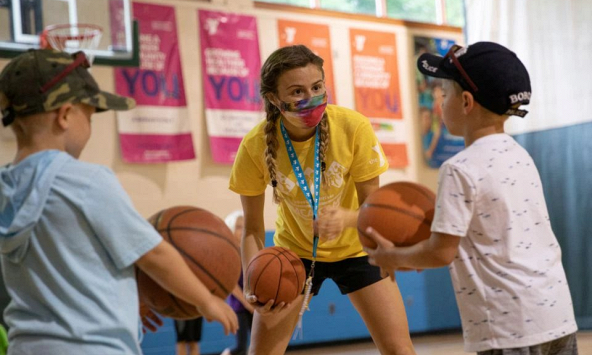 Mỹ có kế hoạch tiêm vaccine cho trẻ dưới 12 tuổi vào trước năm học mới