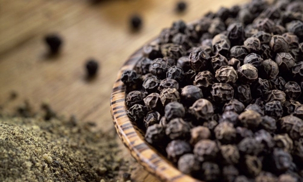 Đề xuất loại tiêu đen ra khỏi danh mục hàng xuất khẩu có điều kiện