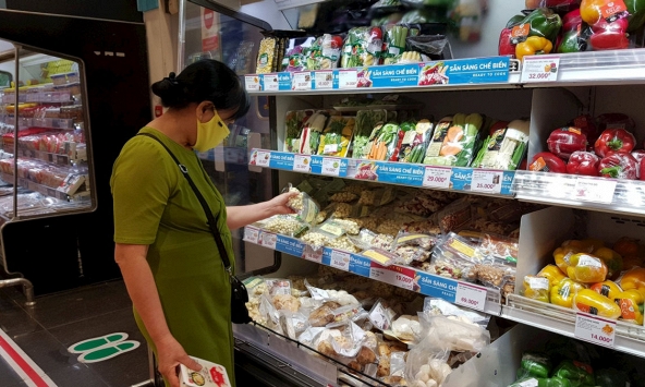 Giá chanh, sả, gừng tăng dựng đứng 