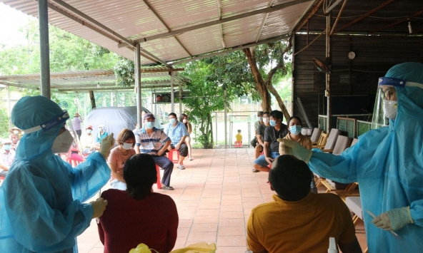 Thêm 2.708 ca mắc COVID-19 vào sáng 26/7