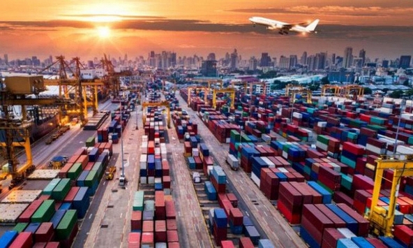 Chuỗi cung ứng toàn cầu lại đứt gãy vì lũ lụt ở Trung Quốc và châu Âu