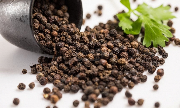 Thị trường tiêu dao động 71.000 - 75.000 đồng/kg