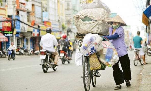 TP.HCM đề xuất hỗ trợ người lao động từ 1 - 1,5 triệu đồng không phân biệt tạm trú hay thường trú