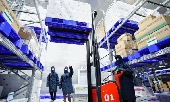 Gần 600.000 liều vaccine AstraZeneca về TP.HCM