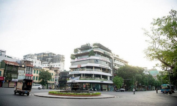Hà Nội tiếp tục  giãn cách xã hội đến ngày 23/8
