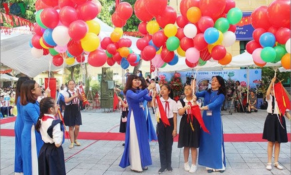 Nhiều tỉnh công bố lịch khai giảng năm mới giữa tâm dịch COVID-19