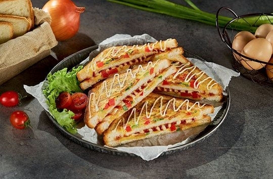 Món ngon mỗi ngày: Món sandwich nướng trứng xốt Mayonnaise
