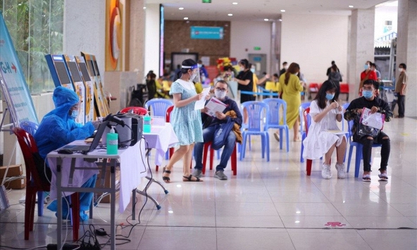 Bệnh viện Từ Dũ, Hùng Vương tiêm vaccine phòng COVID-19 cho phụ nữ mang thai trên 13 tuần 