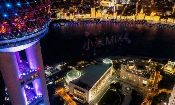 Xiaomi dùng 300 drone để quảng cáo cho MI MIX 4