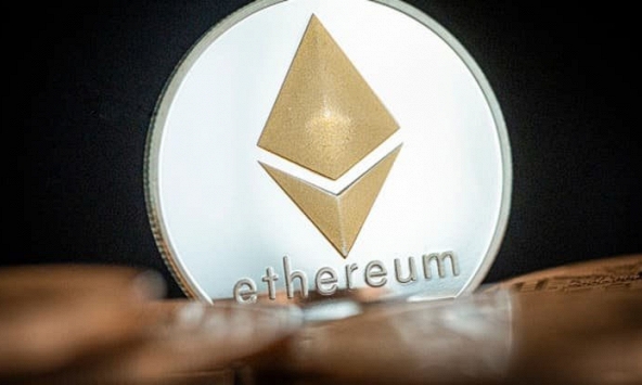 Nhà đầu tư lãi bao nhiêu nếu chi 1.000 USD mua Ethereum từ đầu 2021?