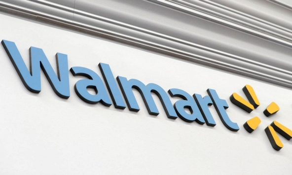 Vì sao tăng trưởng thương mại điện tử của Walmart giảm trong khi Amazon vẫn tiếp tục phát triển?