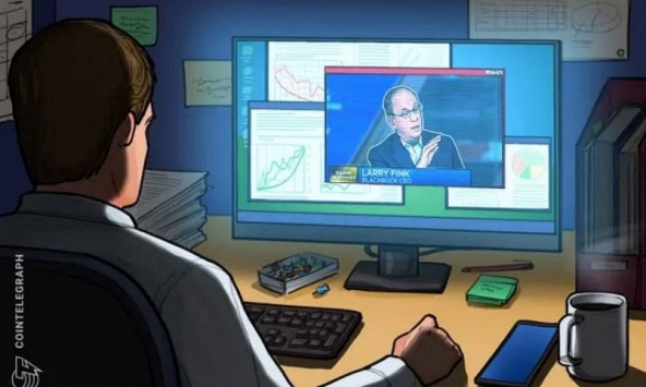 Bitcoin rơi khỏi mốc 62.000 USD