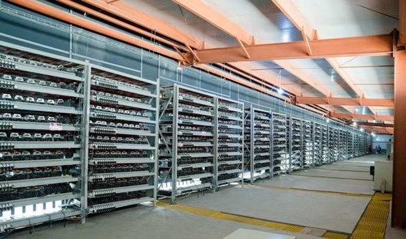 Các nhà điều hành 'đào' tiền ảo rút khỏi Trung Quốc