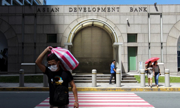 ADB: COVID-19 đe dọa mục tiêu phát triển của châu Á-Thái Bình Dương