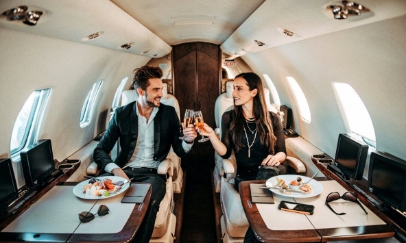 Tại sao người giàu thường có ít tiền trong tài khoản tiết kiệm?