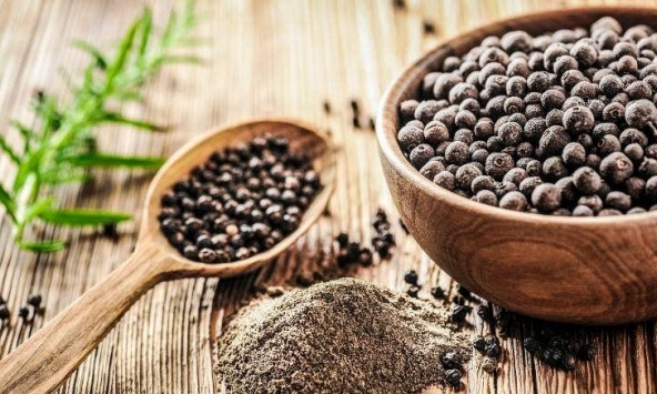 Giá tiêu giảm 500 đồng/kg