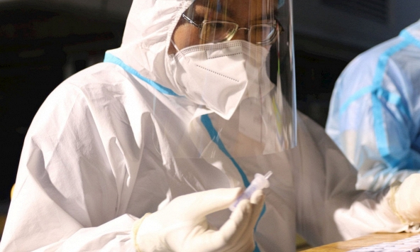 Thêm 12.103 người mắc COVID-19, TP.HCM và Bình Dương chiếm 9.530 ca