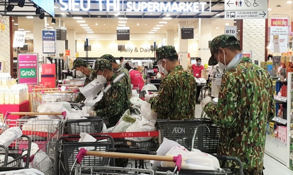 Nhu cầu thực phẩm tăng mạnh, đơn hàng đi chợ giùm tắc nghẽn